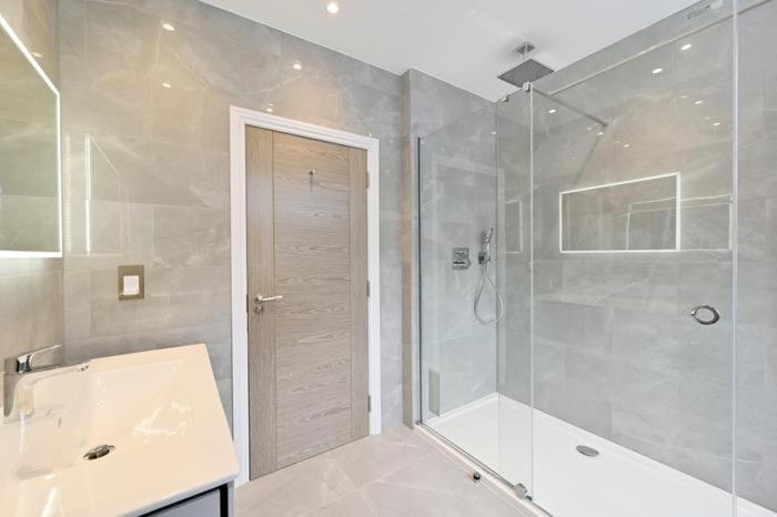 Deluxe Mayfair Luxury Apartment London Eksteriør billede
